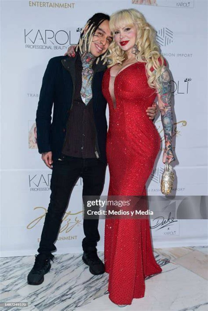 Alejandro Hernandez, Sabrina Sabrok's Husband
