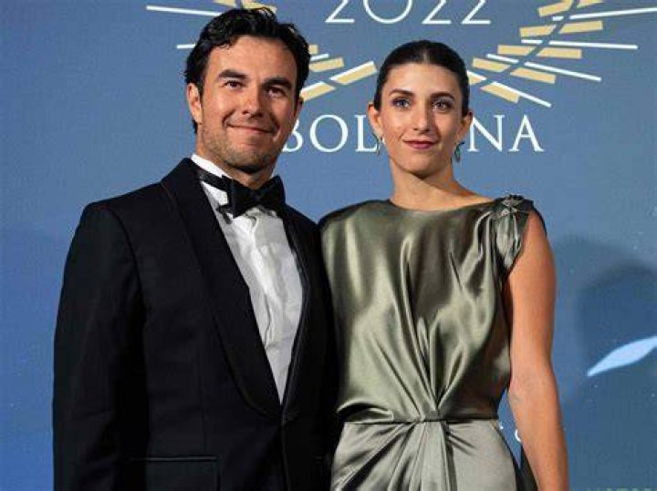 Carola Mart&iacute;nez, Sergio Perez's Wife