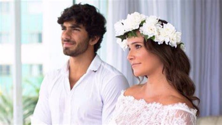 Deborah Secco, Hugo Moura's Wife