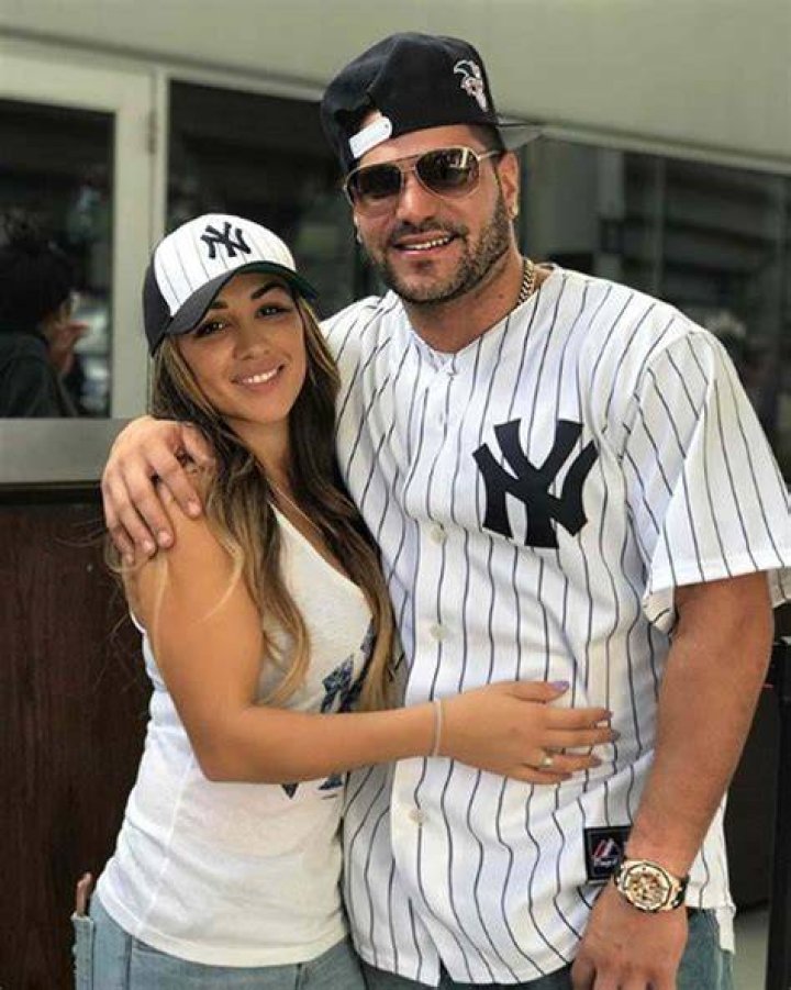 Jennifer Harley, Ronnie Ortiz-Magro's Girlfriend