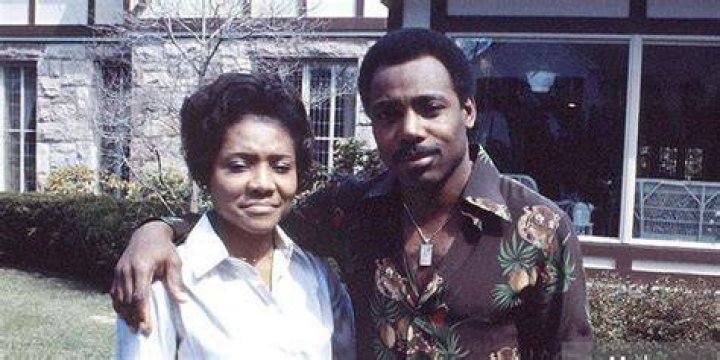 Johnnie, George Benson's Wife