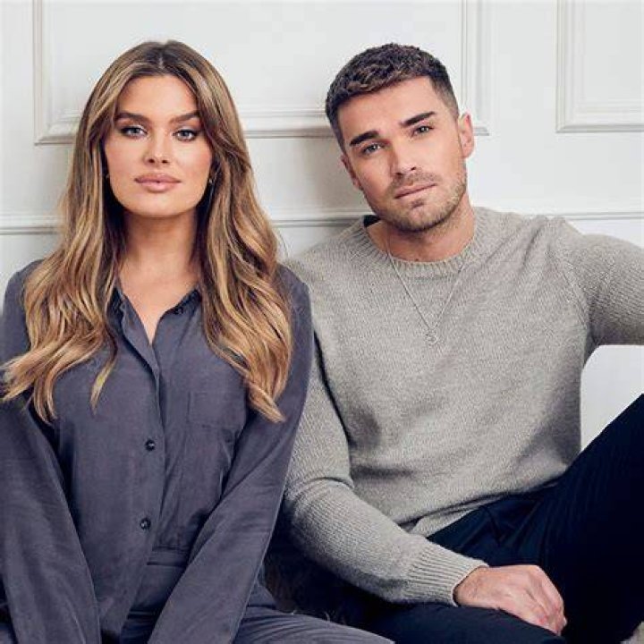 Josh Cuthbert, Chloe Lloyd's Boyfriend