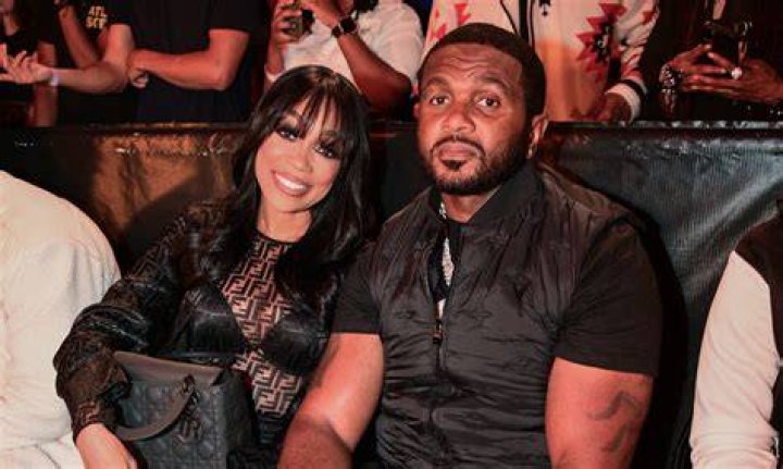 Monica’s Boyfriend: Who is Monica Dating?